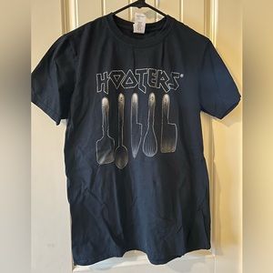 Black Hooters Graphic Tee